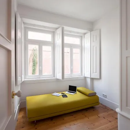 Stylish In Chiado - Quiet And Apartmán Lisboa